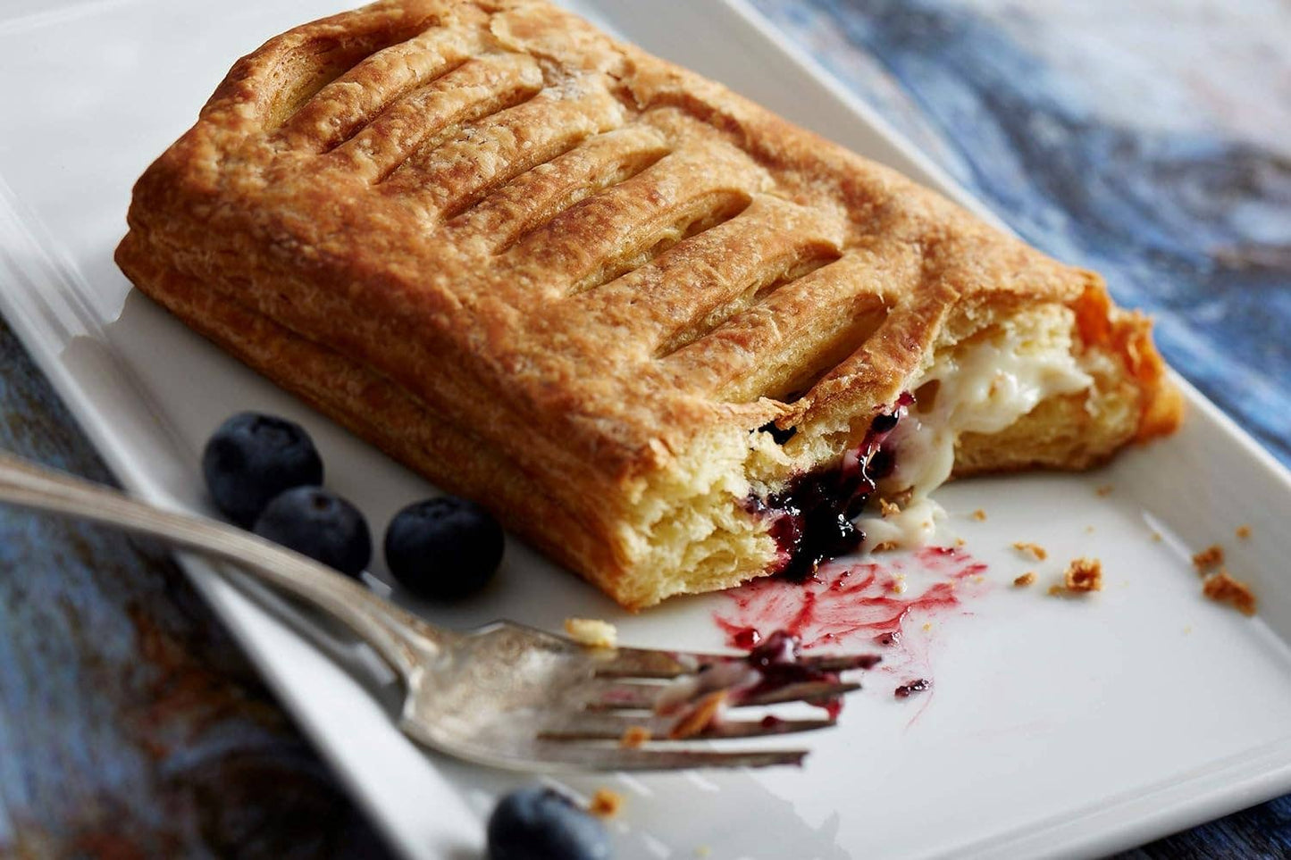 Bon Appetit Blueberry Danish, 5 oz - Delicious Fruit Pastry
