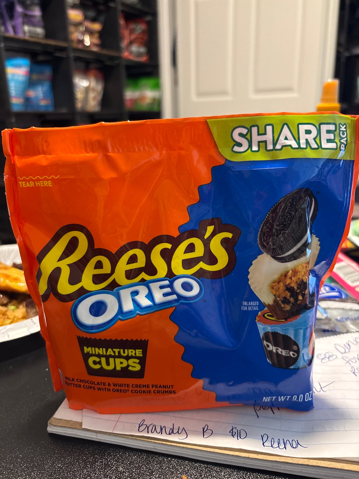 Share size Reese’s Oreo