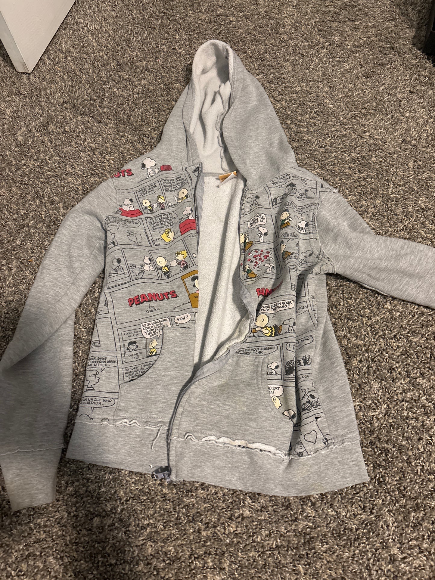 Large snoopy jr zip hoodie