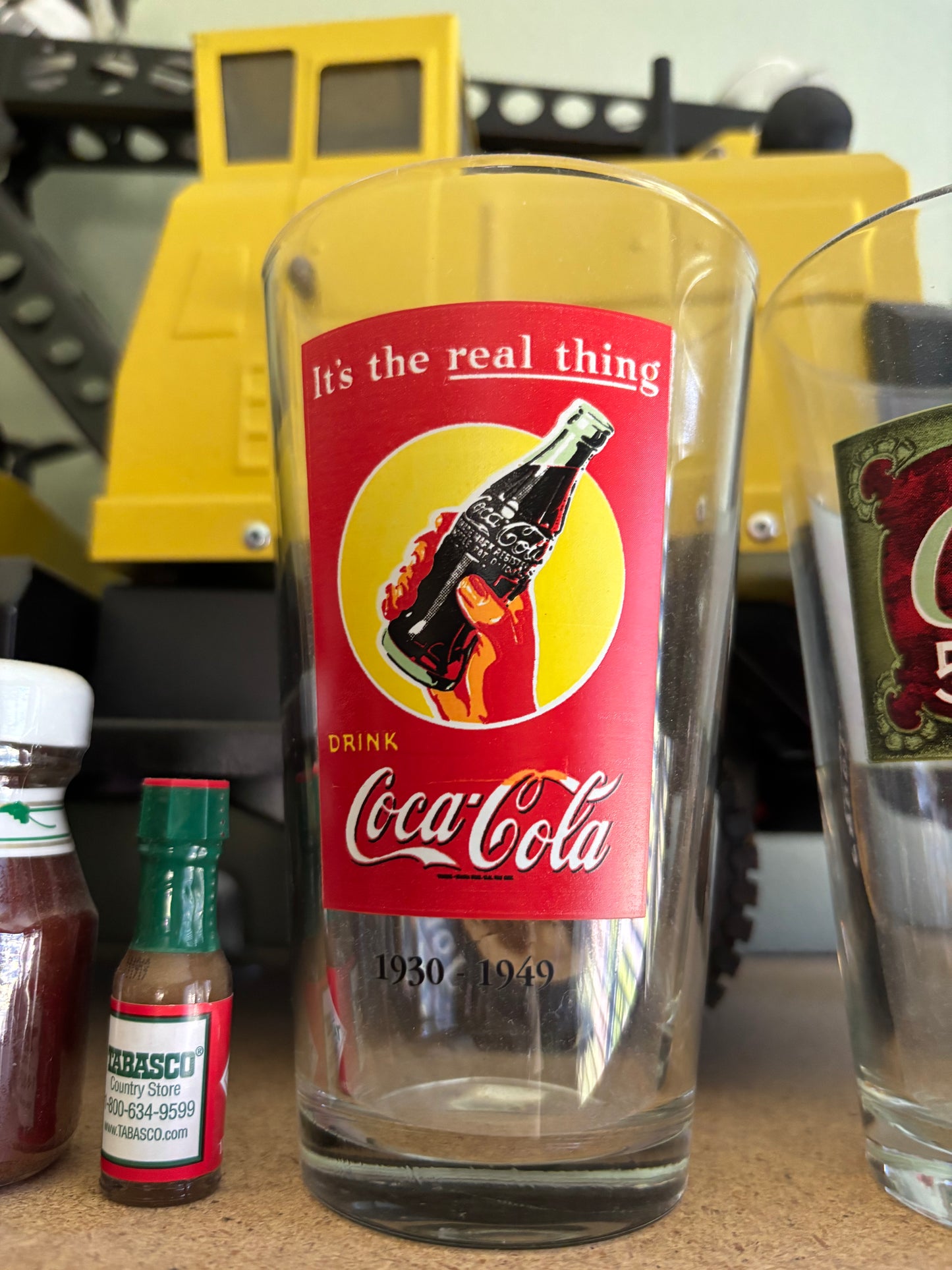 Pub vintage glass