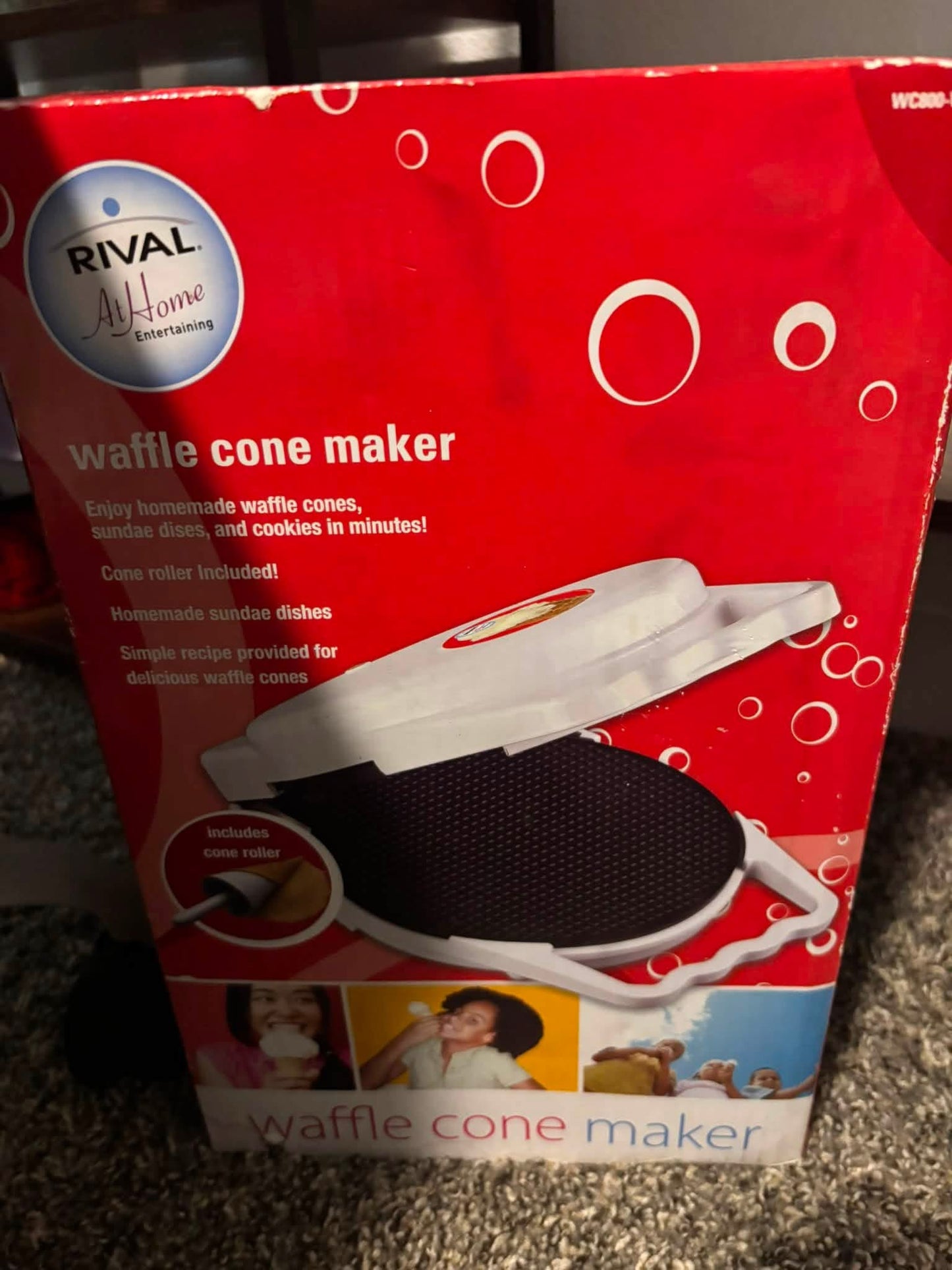 Waffle cone maker