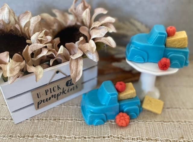 Sugar and Spice Custom Creations - Pumpkin Truck Wax Melts