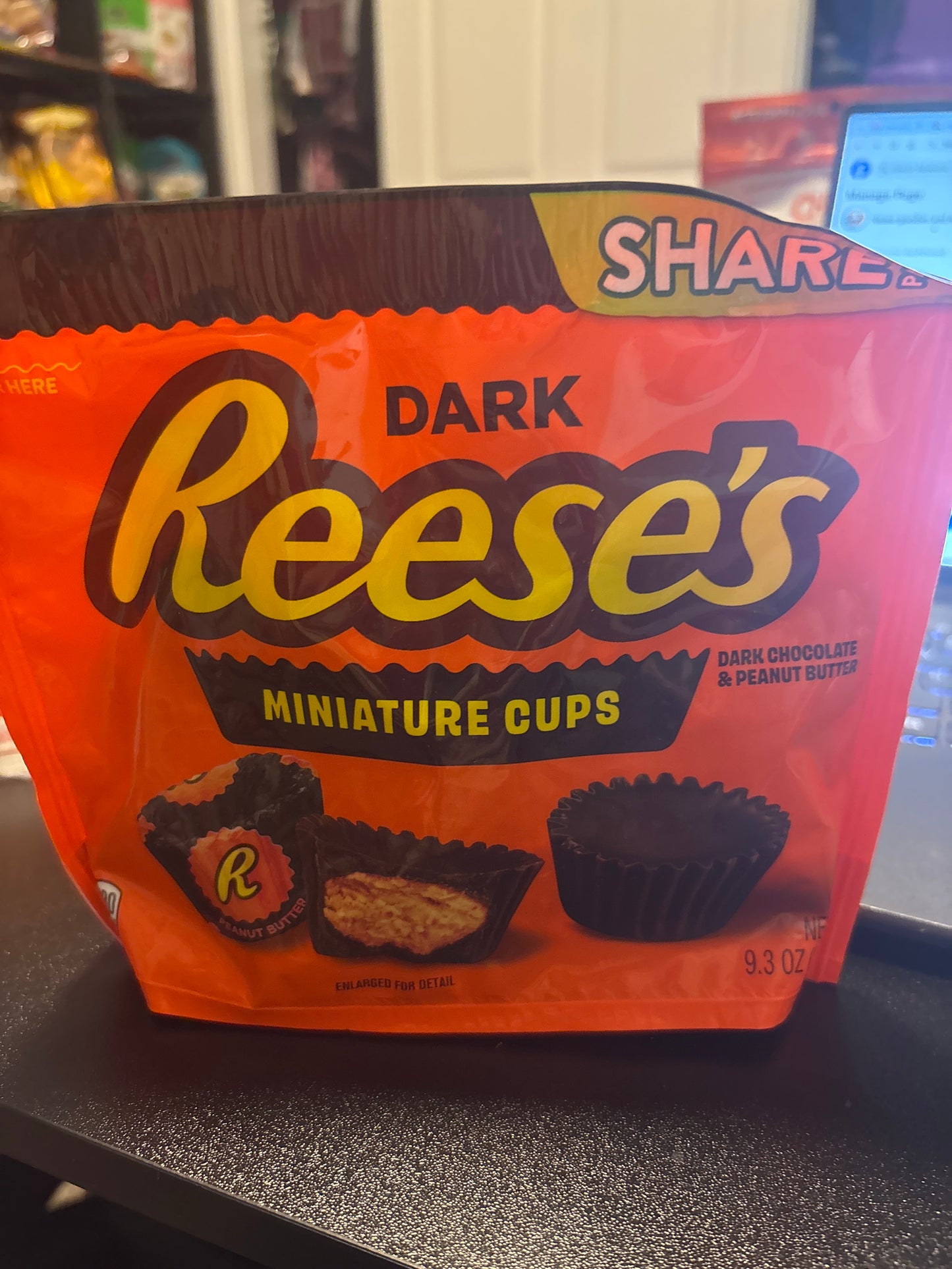 Reese’s dark chocolate mini cups