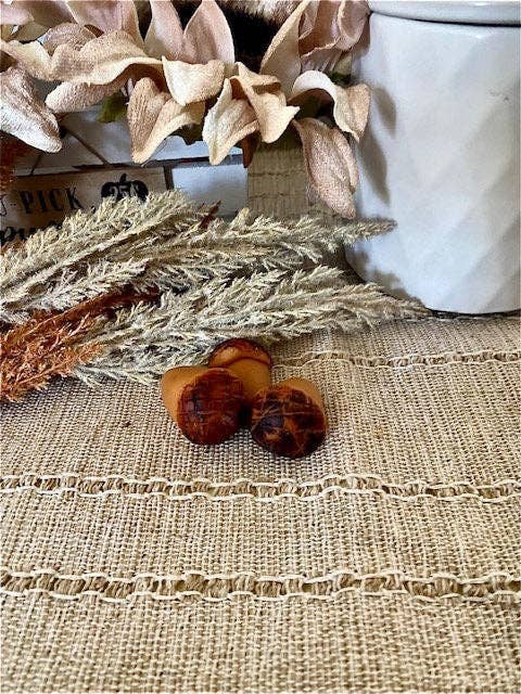 Sugar and Spice Custom Creations - Autumn Acorn Wax Melts