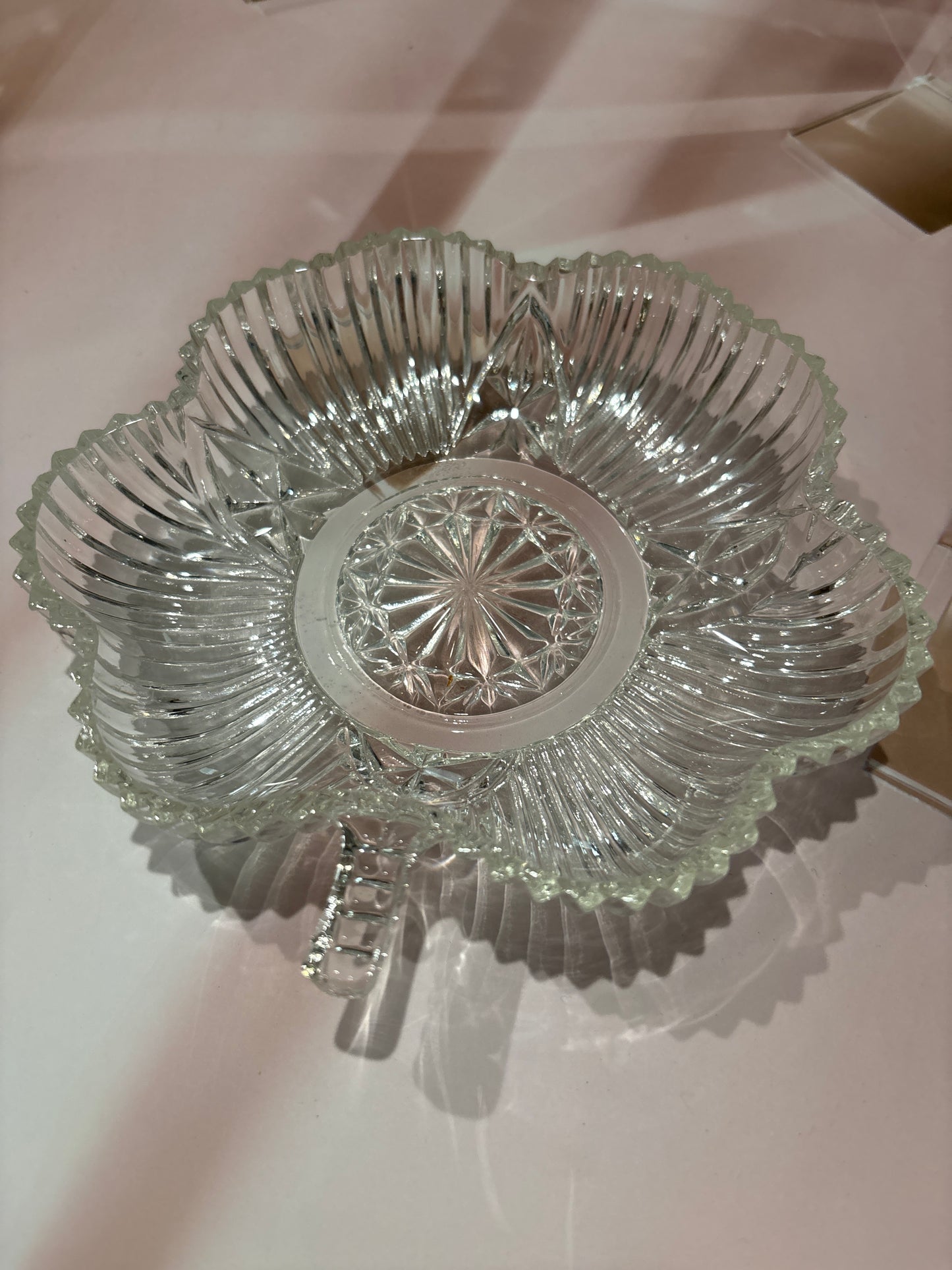 Glass dish
