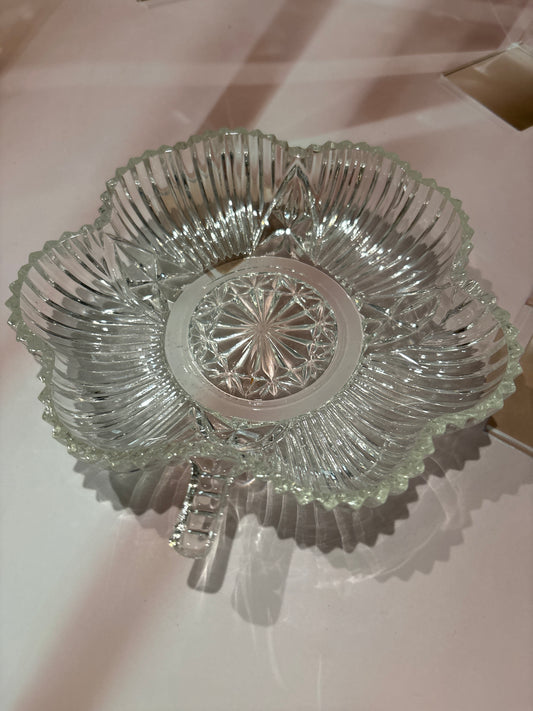 Glass dish