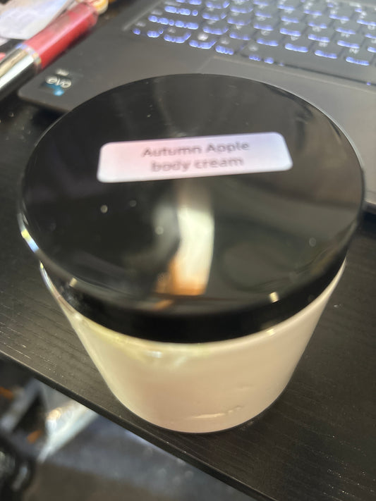 Autumn apples body cream