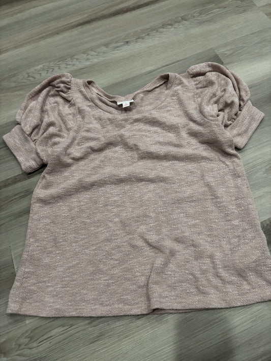 Light mauve med top