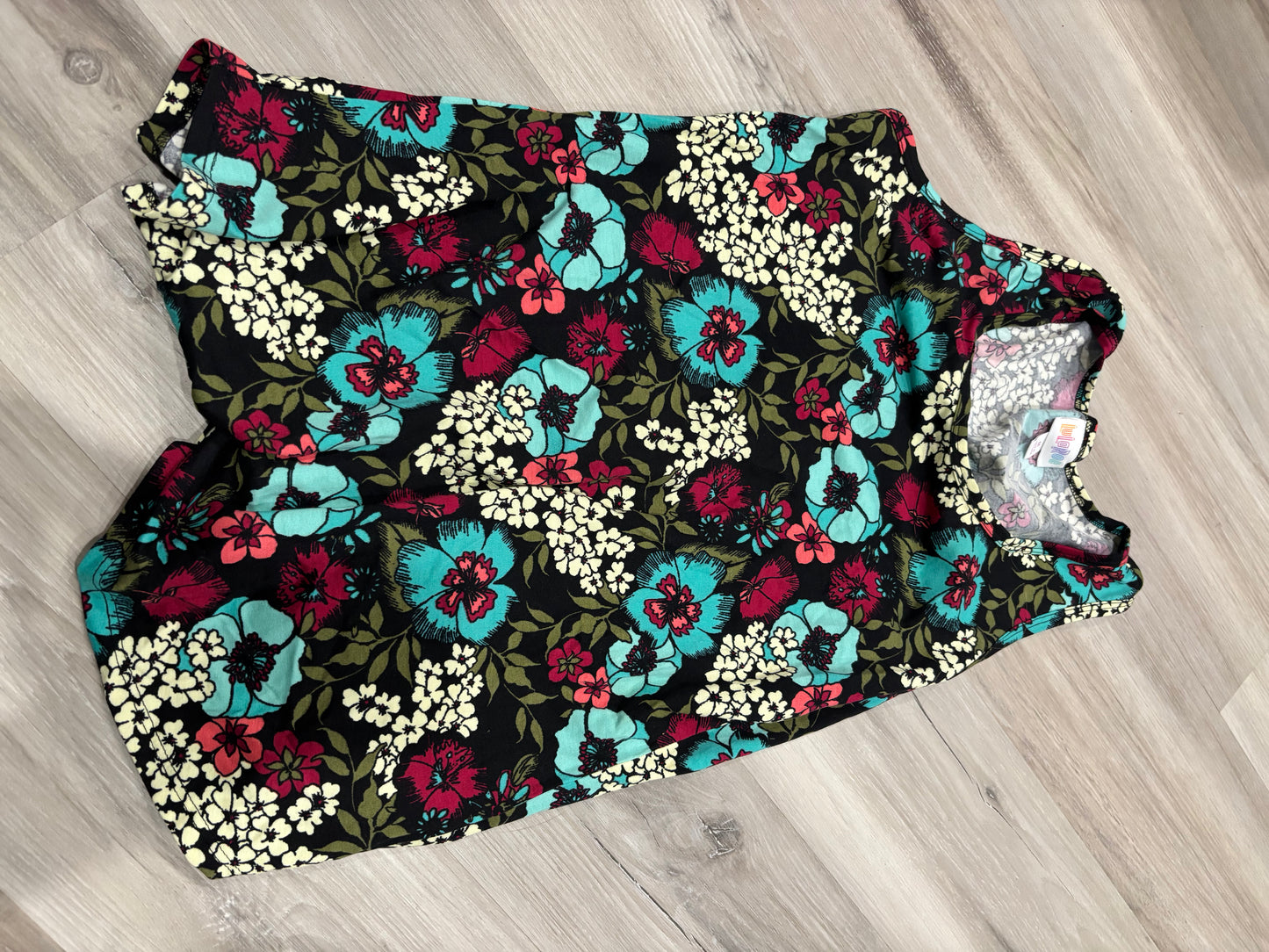 Lularoe small
