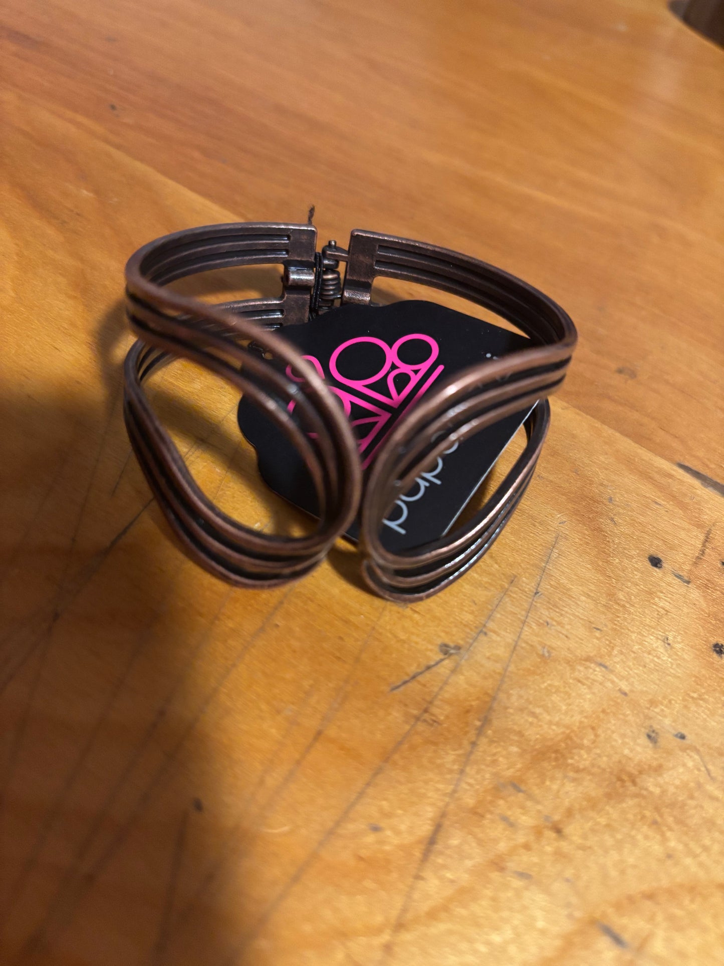 Hinge bracelet