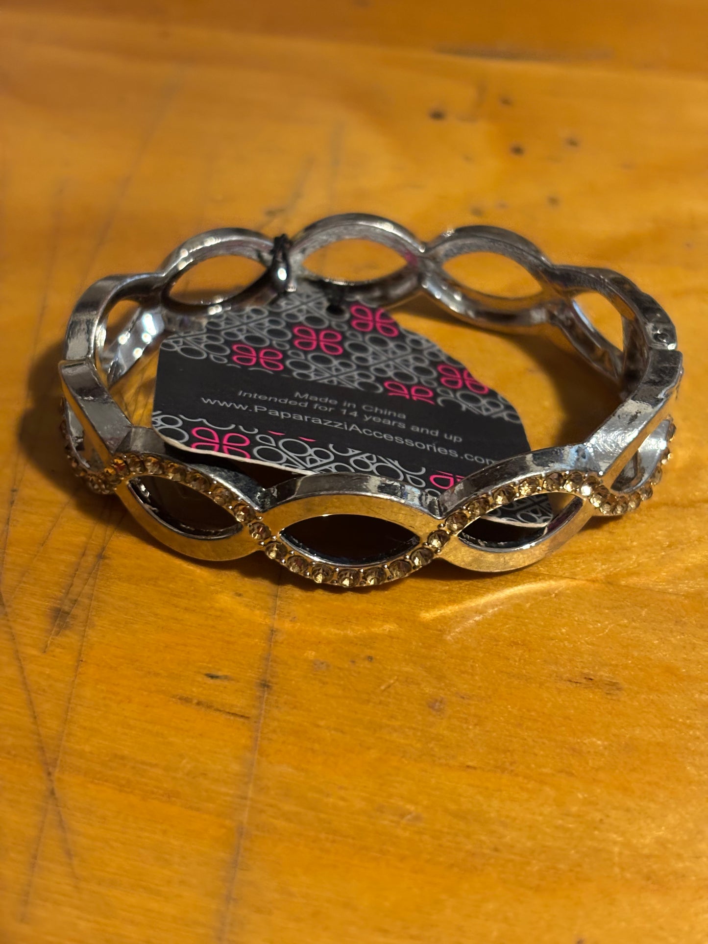 Hinge bracelet