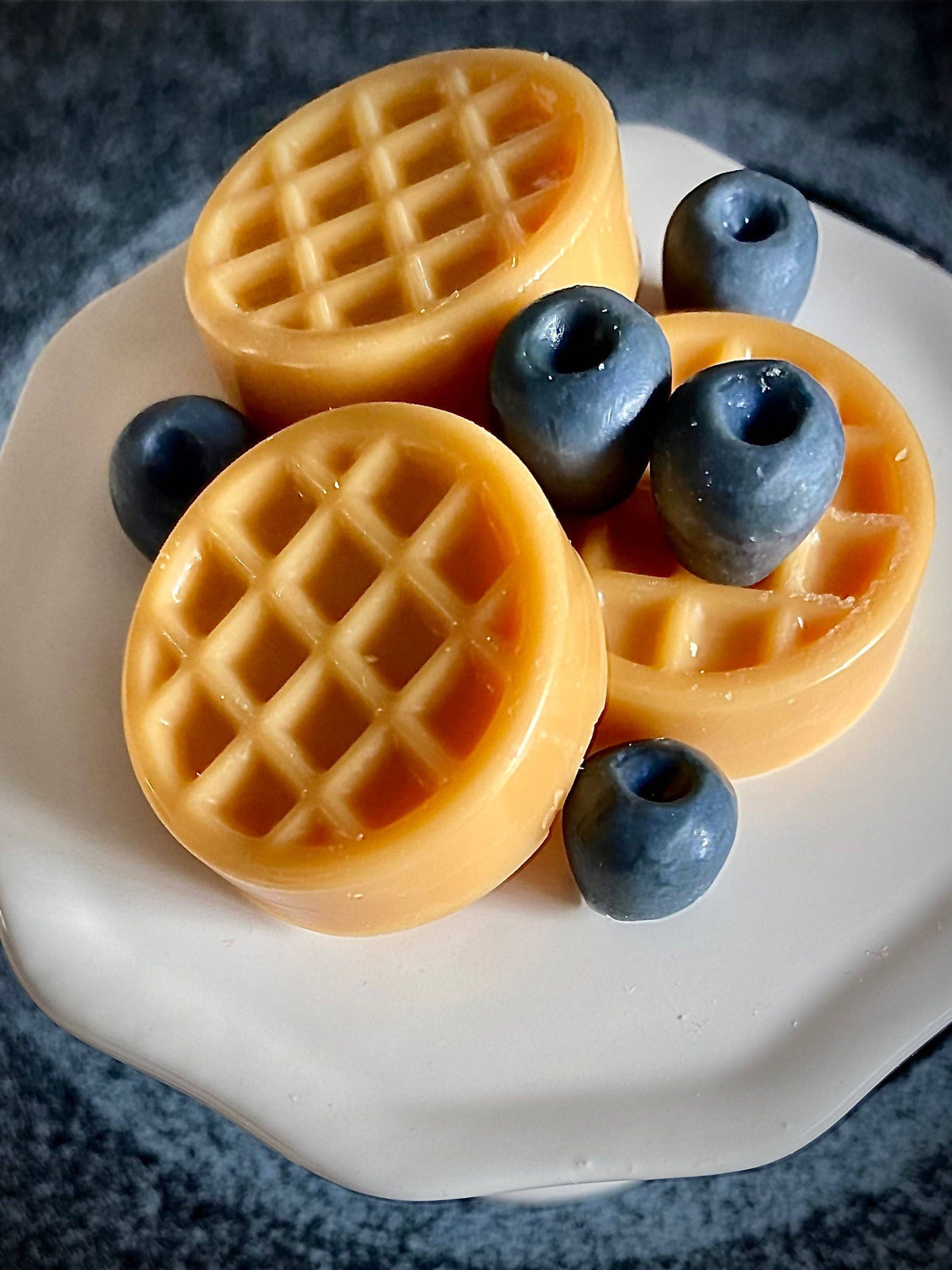 Sugar and Spice Custom Creations - Blueberry and Waffle Wax Melts / Food Like Wax Melts: 2