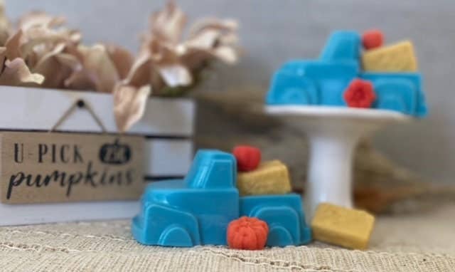 Sugar and Spice Custom Creations - Pumpkin Truck Wax Melts