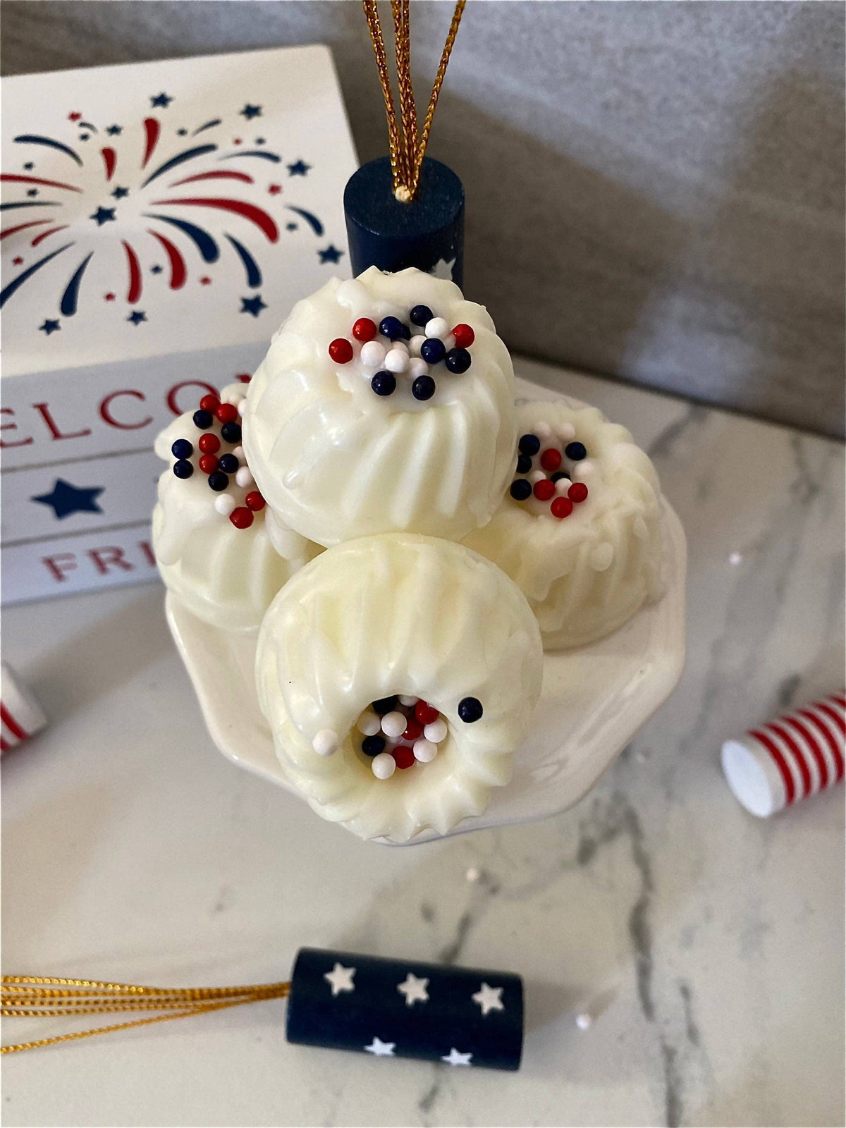 Sugar and Spice Custom Creations - Cake Wax Melts : Apple Butter Caramel Cake