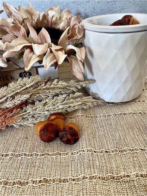 Sugar and Spice Custom Creations - Autumn Acorn Wax Melts