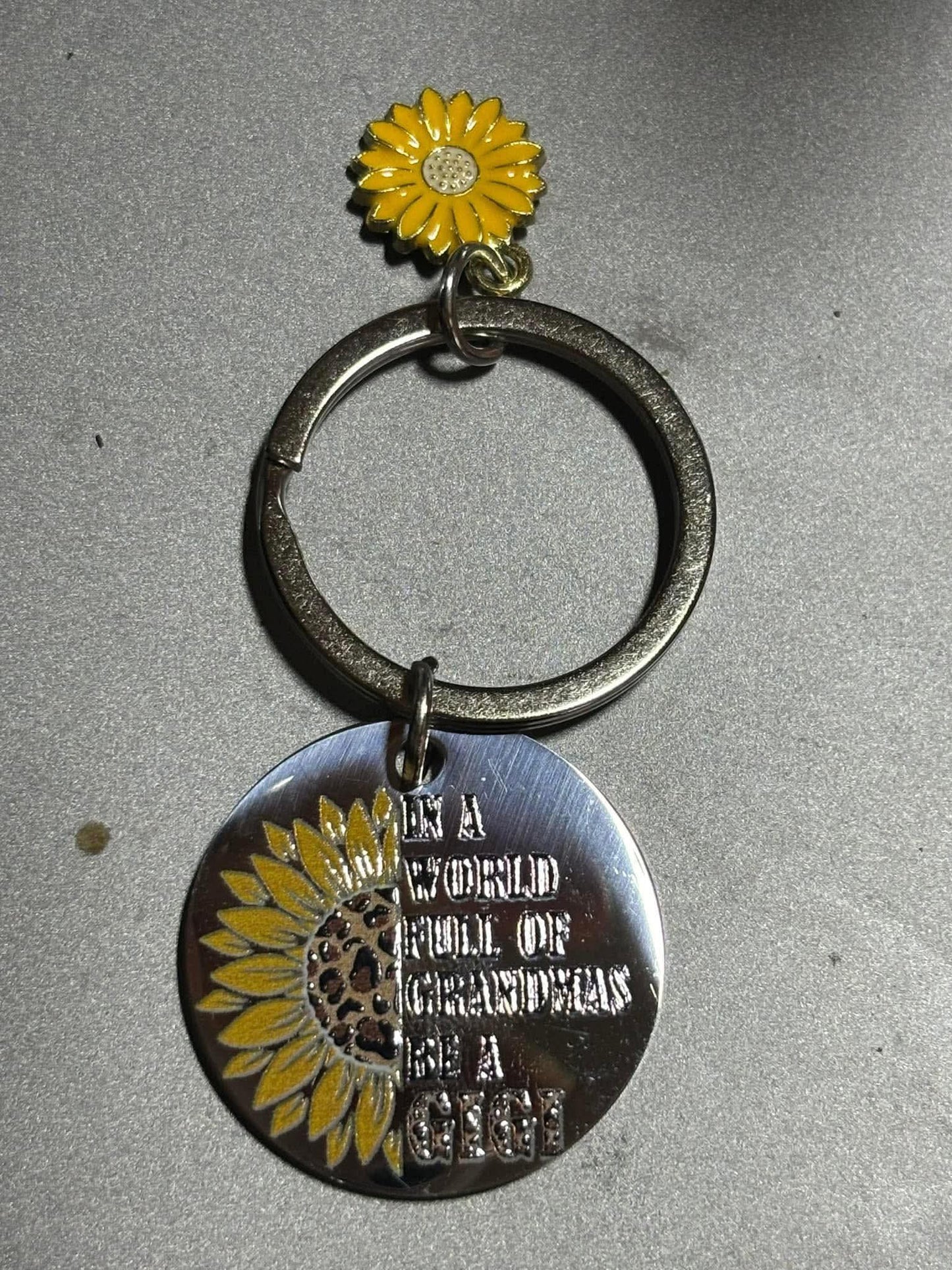 Key Chain, Gigi