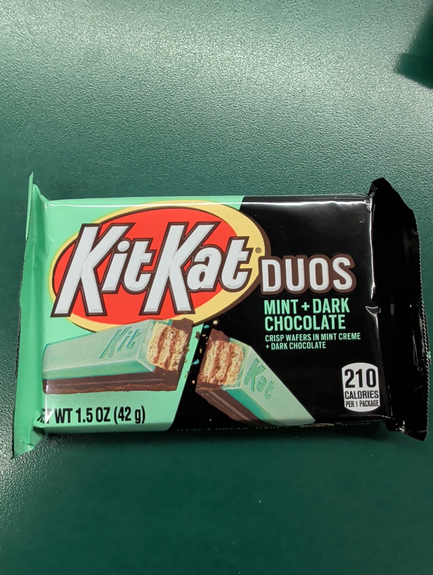 Kit kat Duos mint dark chocolate